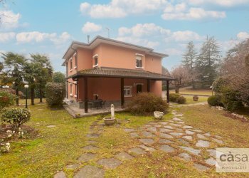 Foto 3 - Villa Via della toppia
 
8, Clivio - foto 3