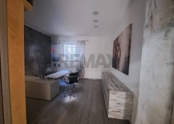 Ufficio - Commercial Premises Via Mascagni
 
33, San Vito dei Normanni - photo 4