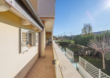 Foto 23 - Villa Bifamiliare VIA PASQUALE CELOMMI
 
9 / 8, Pescara - foto 23