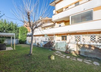 Foto 30 - Villa Bifamiliare VIA PASQUALE CELOMMI
 
9 / 8, Pescara - foto 30