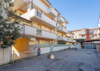 Foto 36 - Villa Bifamiliare VIA PASQUALE CELOMMI
 
9 / 8, Pescara - foto 36