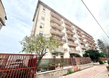 Edificio all\'aperto - Quadrilocale Via Conte Federico
 
198, Palermo - foto 2