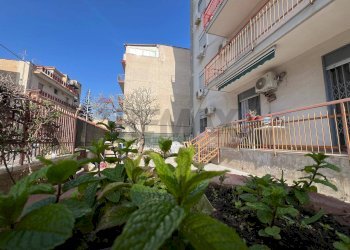 Edificio all\'aperto - Quadrilocale Via Conte Federico
 
198, Palermo - foto 1