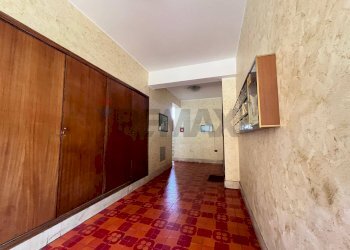 Hall / corridoio - Quadrilocale Via Conte Federico
 
198, Palermo - foto 14