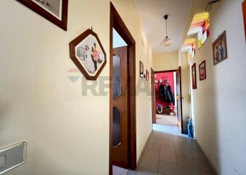 Hall / corridoio - Quadrilocale Via Conte Federico
 
198, Palermo - foto 23