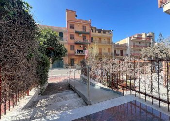 Edificio all\'aperto - Quadrilocale Via Conte Federico
 
198, Palermo - foto 30