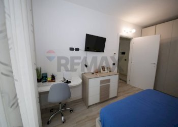 Camera / camera da letto - Monolocale via Dante
15, Cadorago - foto 22