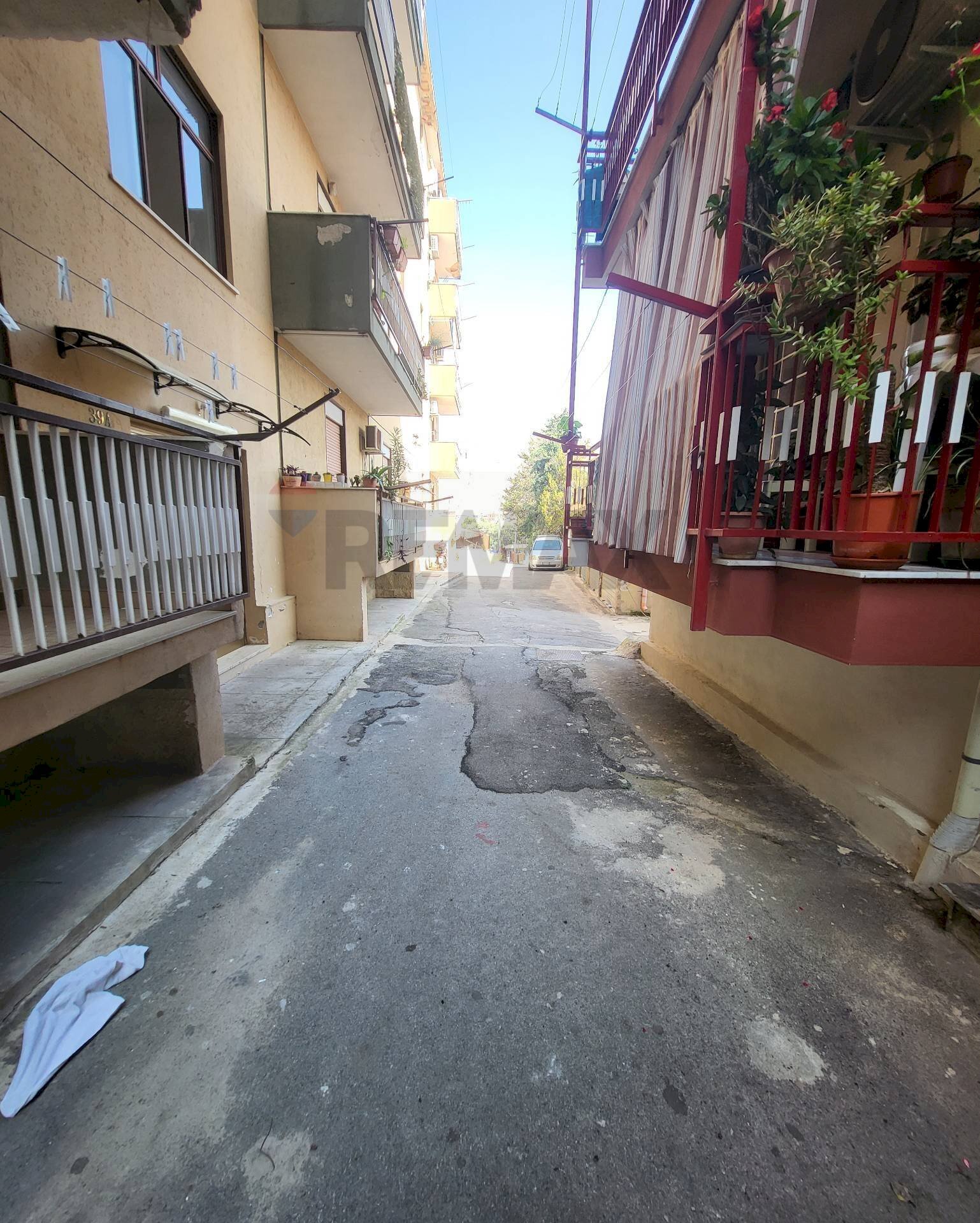 Edificio all\'aperto - Trilocale Via San Isidoro
39/a, Palermo - foto 2