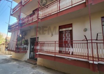 Edificio all\'aperto - Trilocale Via San Isidoro
 
39/a, Palermo - foto 1