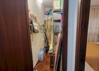 Hall / corridoio - Trilocale Via San Isidoro
 
39/a, Palermo - foto 34