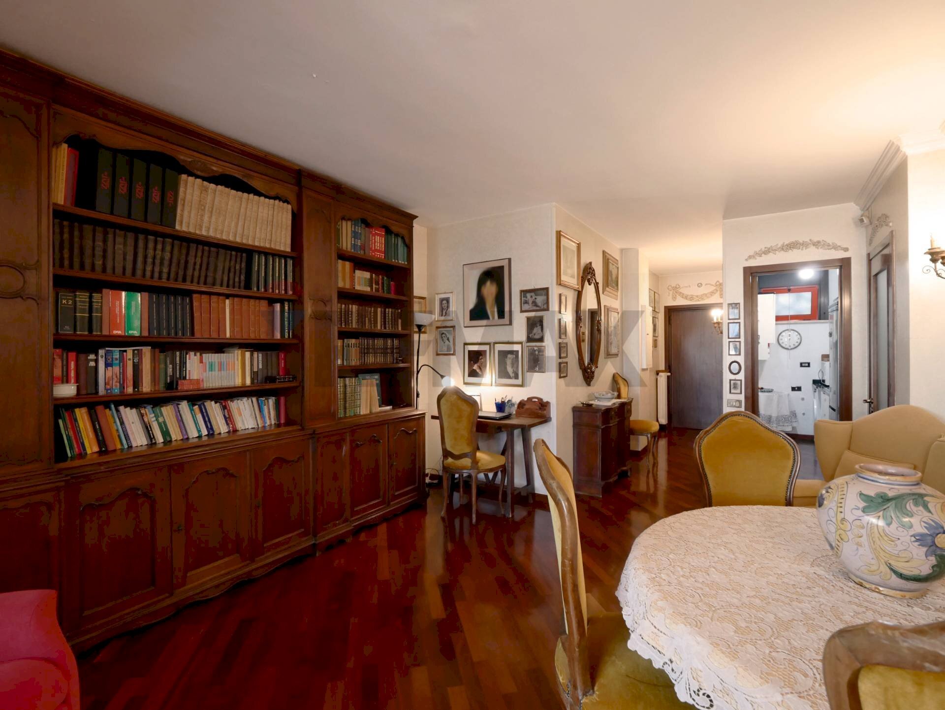 Sala da pranzo - Trilocale Via delle Querce
 
22, Noicàttaro - foto 2