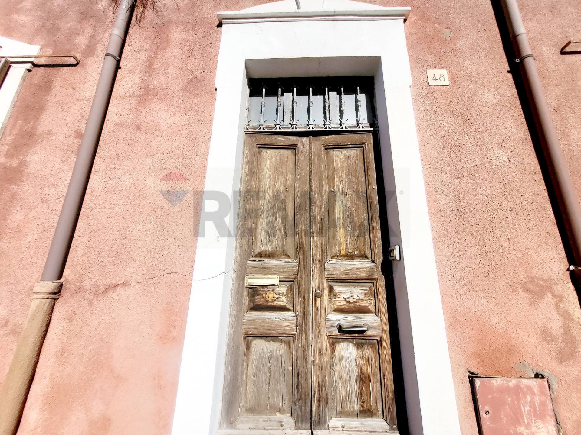 Edificio all\'aperto - Semi-detached house Via Pietro Micca
 
48, Sassari - photo 2