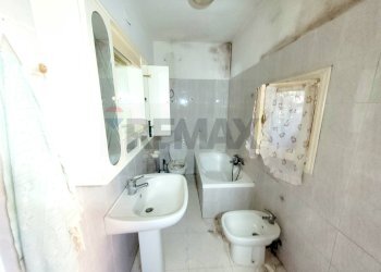 Bagno - Casa semi indipendente Via Pietro Micca
 
48, Sassari - foto 24