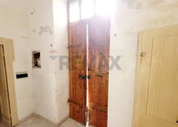 Hall / corridoio - Casa semi indipendente Via Pietro Micca
 
48, Sassari - foto 35