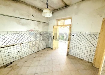 Stanza vuota - Casa semi indipendente Via Pietro Micca
 
48, Sassari - foto 40