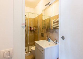 Bagno - Villa Bifamiliare Via Andrea Cordedda
 
13, Sassari - foto 9