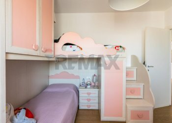 Camera / camera da letto - Villa Bifamiliare Via Andrea Cordedda
 
13, Sassari - foto 16