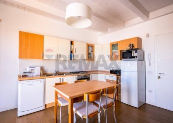 Cucina - Villa Bifamiliare Via Andrea Cordedda
 
13, Sassari - foto 25