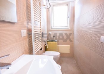 Bagno - Villa Bifamiliare Via Andrea Cordedda
 
13, Sassari - foto 28