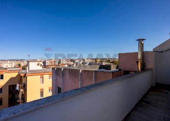 Terrazza - Villa Bifamiliare Via Andrea Cordedda
 
13, Sassari - foto 29