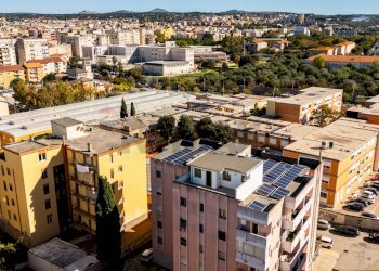 Edificio all\'aperto - Villa Bifamiliare Via Andrea Cordedda
 
13, Sassari - foto 38
