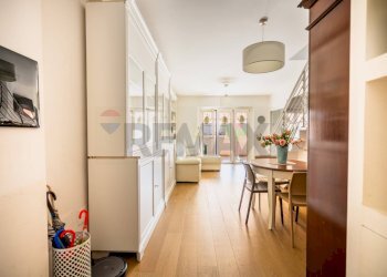 Sala da pranzo - Villa Bifamiliare Via Andrea Cordedda
 
13, Sassari - foto 45