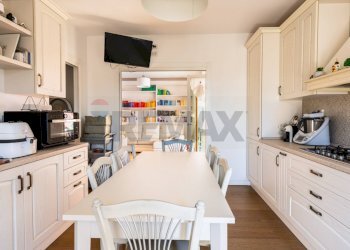 Cucina - Villa Bifamiliare Via Andrea Cordedda
 
13, Sassari - foto 53