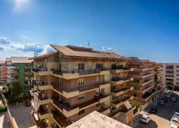 Edificio all\'aperto - Villa Bifamiliare Via Andrea Cordedda
 
13, Sassari - foto 54