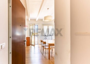 Hall / corridoio - Villa Bifamiliare Via Andrea Cordedda
 
13, Sassari - foto 64