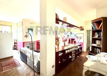 Camera / camera da letto - Quadrilocale via Parigi
 
22, Sassari - foto 5