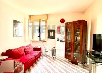 Soggiorno - Quadrilocale via Parigi
 
22, Sassari - foto 11