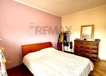 Camera / camera da letto - Quadrilocale via Parigi
 
22, Sassari - foto 18