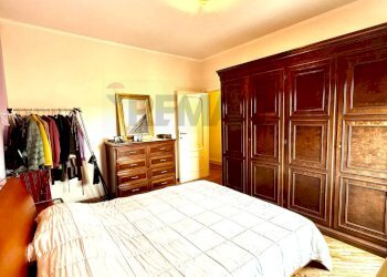 Camera / camera da letto - Quadrilocale via Parigi
 
22, Sassari - foto 19