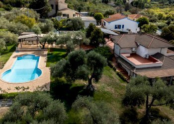 Piscina - Villa Crabulazzi
 
44, Sassari - photo 1