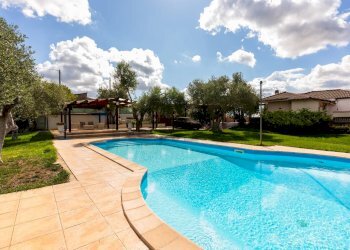 Piscina - Villa Crabulazzi
 
44, Sassari - photo 14