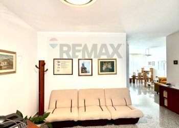 Sala da pranzo - Casa indipendente Silvio Pellico
 
77, Ittiri - foto 14