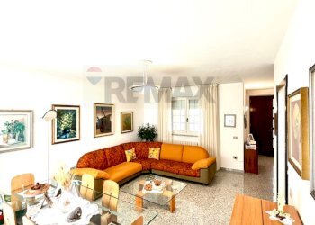 Sala da pranzo - Casa indipendente Silvio Pellico
 
77, Ittiri - foto 17