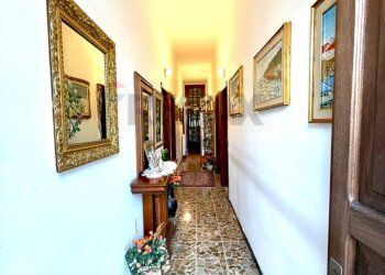 Hall / corridoio - Appartamento Corso Vittorio Emanuele
 
176, Ittiri - foto 13