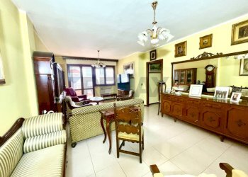 Soggiorno - Apartment Viale Sicilia
 
1, Sassari - photo 2