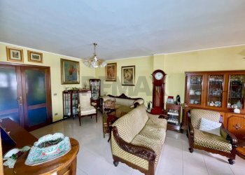 Sala da pranzo - Apartment Viale Sicilia
 
1, Sassari - photo 3