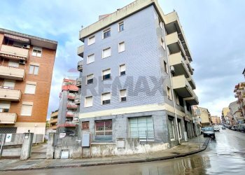 Edificio all\'aperto - Apartment Viale Sicilia
 
1, Sassari - photo 6