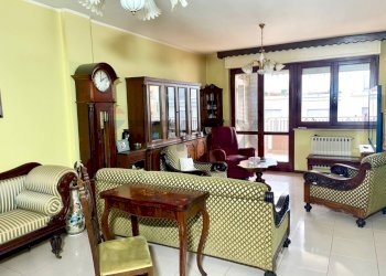 Soggiorno - Apartment Viale Sicilia
 
1, Sassari - photo 8