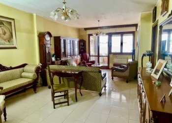 Soggiorno - Apartment Viale Sicilia
 
1, Sassari - photo 19