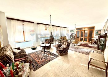 Soggiorno - Appartamento Viale  Umberto
 
134, Sassari - foto 1