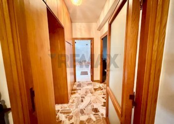 Hall / corridoio - Appartamento Viale  Umberto
 
134, Sassari - foto 20