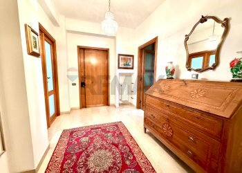 Hall / corridoio - Appartamento Viale  Umberto
 
134, Sassari - foto 32