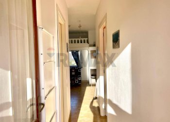 Hall / corridoio - Residence VIA VALLE DELLA LUNA
 
1, Stintino - photo 14