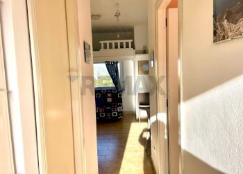 Hall / corridoio - Residence VIA VALLE DELLA LUNA
 
1, Stintino - photo 15