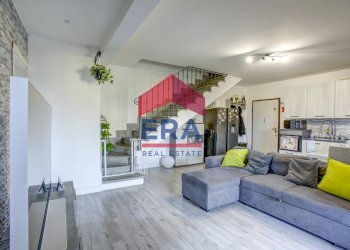 Soggiorno - Trilocale Via Quadrelle
 
42, Roma - foto 5