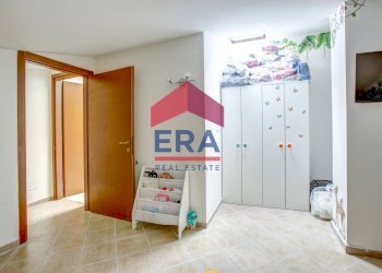 Mansarda - Trilocale Via Quadrelle
 
42, Roma - foto 11